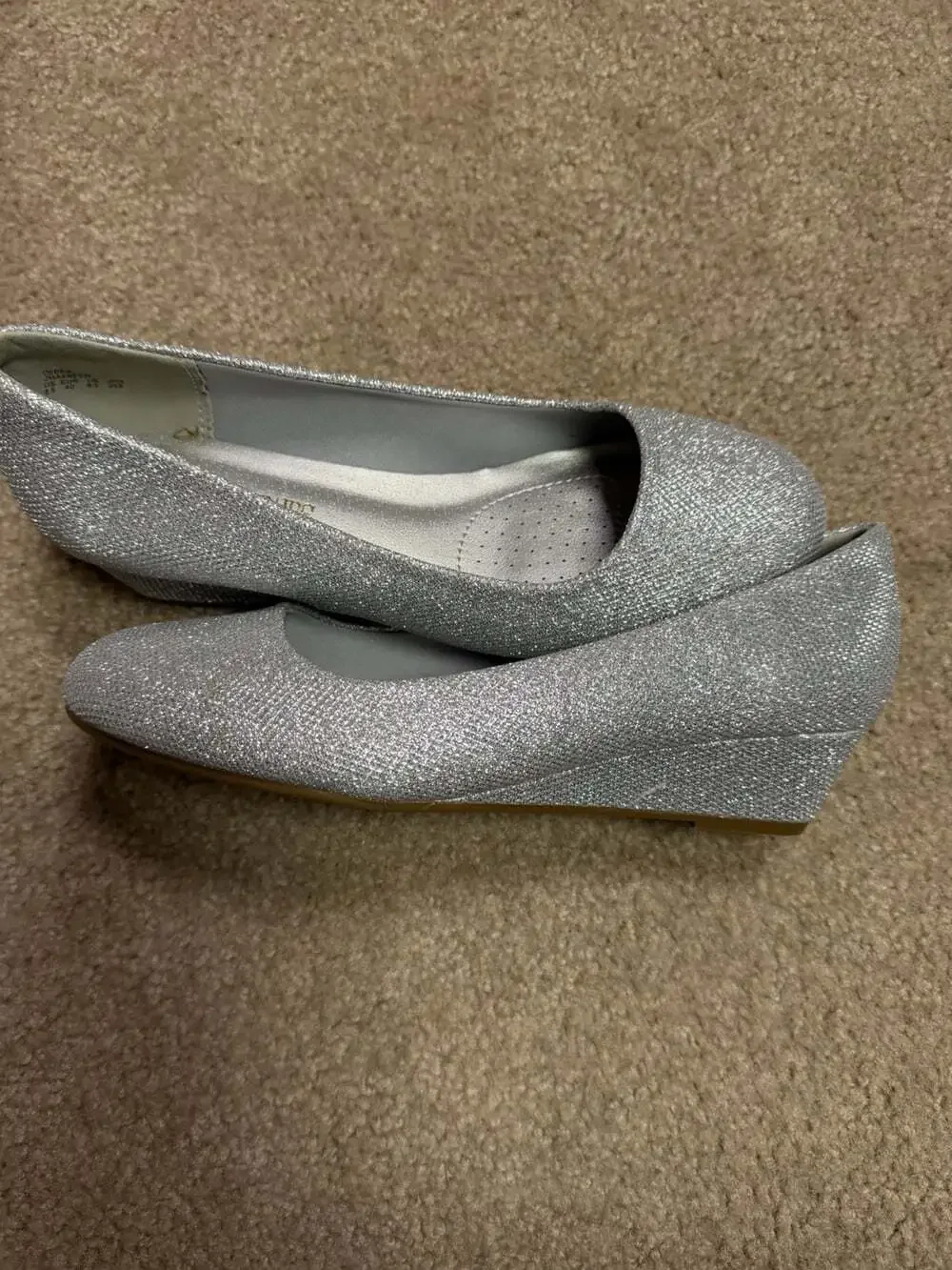 DREAM PAIRS Shoes US 8-1/2  8.5 Women's Silver Wedge Heel Round Toe Slip On Pump